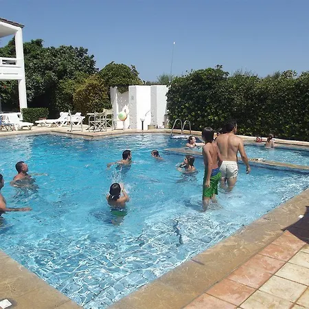 Arco Baleno Family Apartamento Anissaras